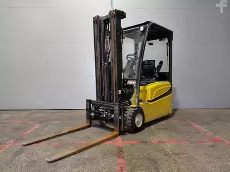 Elektro čtyřkolový VZV 2013  Yale ERP20 (12)