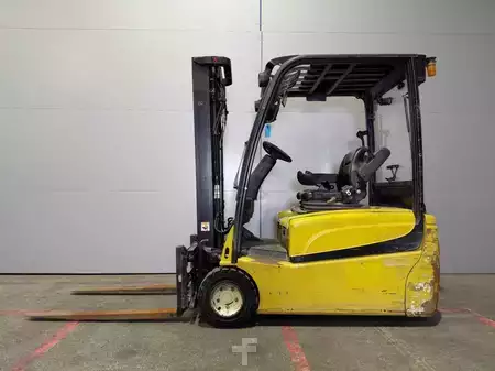 Elektro čtyřkolový VZV 2013  Yale ERP20 (16)