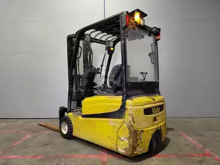 Elektro čtyřkolový VZV 2013  Yale ERP20 (17)