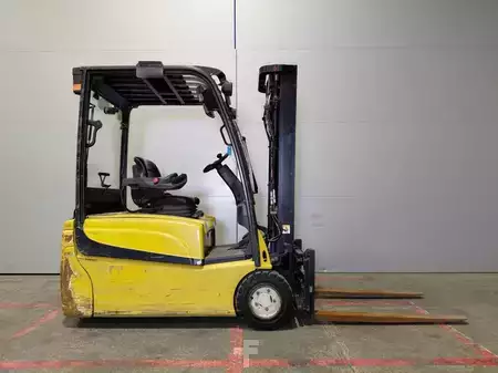 4-wiel elektrische heftrucks 2013  Yale ERP20 (2)