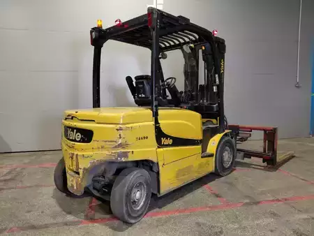 Eléctrica de 4 ruedas 2015  Yale ERP45VL (7)