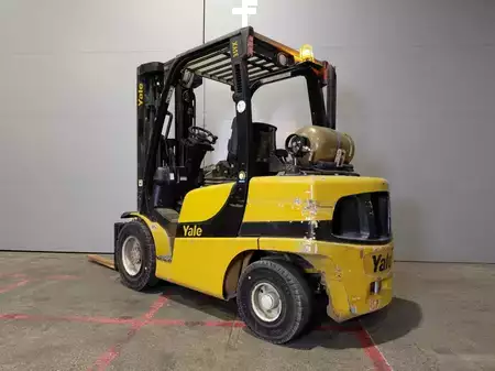 LPG heftrucks 2016  Yale GLP35 (2)