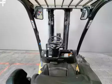 LPG heftrucks 2016  Yale GLP35 (6)