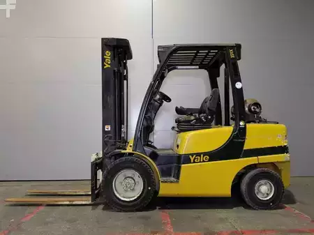 LPG heftrucks 2016  Yale GLP35 (7)