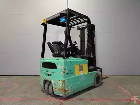3-wiel elektrische heftrucks 2007  Yale ERP16 ATF (1)
