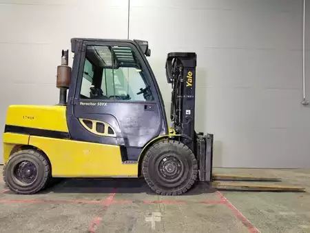 Diesel truck 2011  Yale GDP50 (4)