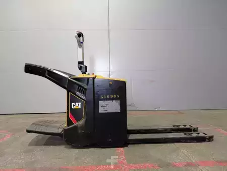 Beállós targonca 2016  CAT Lift Trucks NPV20N2 (6)