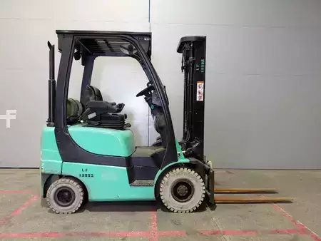 LPG heftrucks 2007  Yale GLP20SX (6)