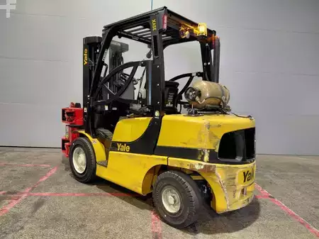 Nestekaasutrukki 2019  Yale GLP35VX (15)