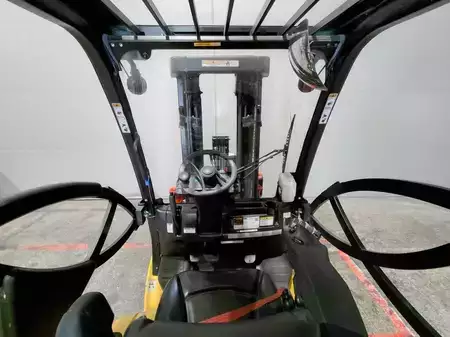 Nestekaasutrukki 2019  Yale GLP35VX (16)