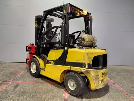 Nestekaasutrukki 2019  Yale GLP35VX (4)
