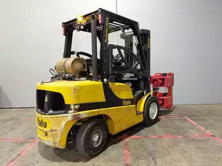 Nestekaasutrukki 2019  Yale GLP35VX (8)