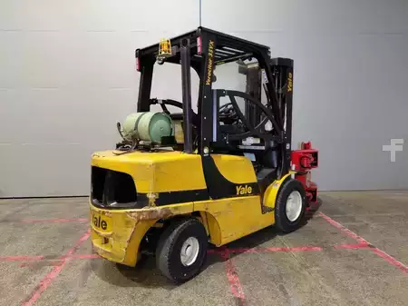 Nestekaasutrukki 2019  Yale GLP35VX (12)