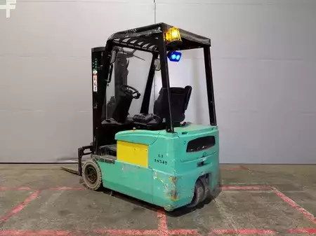 Elektro tříkolové VZV 2007  Yale ERP16 ATF (16)