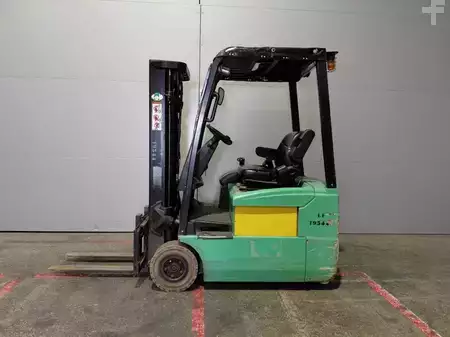 Elektro tříkolové VZV 2007  Yale ERP16 ATF (11)