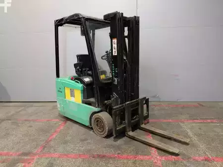 Elektro tříkolové VZV 2007  Yale ERP16 ATF (8)