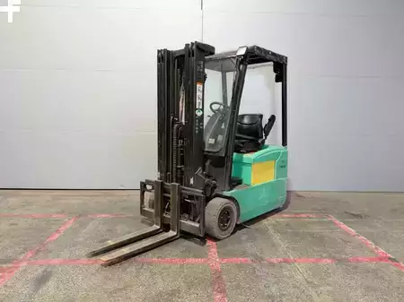 Elektro tříkolové VZV 2007  Yale ERP16 ATF (14)