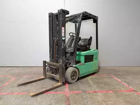 Elektro tříkolové VZV 2007  Yale ERP16 ATF (17)