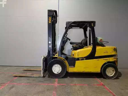 LPG heftrucks 2013  Yale GLP45VX6 (14)