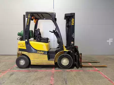 Nestekaasutrukki 2015  Yale GLP20VX (18)