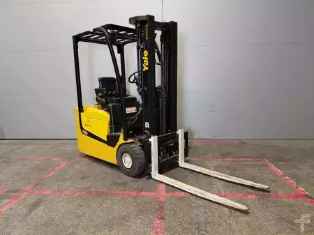 Elektro tříkolové VZV 2017  Yale ERP15VC (10)