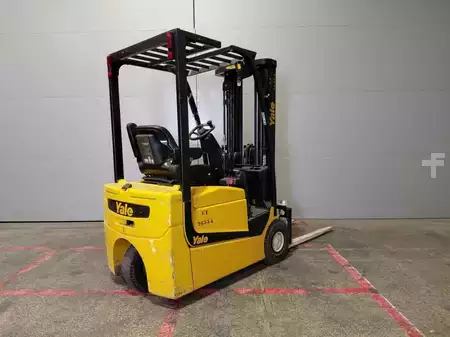 Elektro tříkolové VZV 2017  Yale ERP15VC (3)