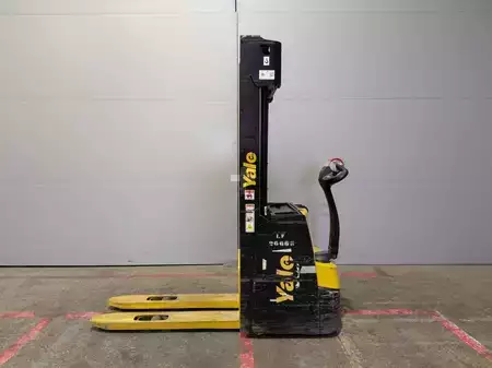 Stacker pedestre 2017  Yale MS12AC (6)