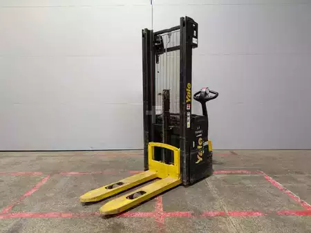 Stacker pedestre 2017  Yale MS12AC (17)