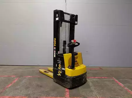 Stacker pedestre 2017  Yale MS12AC (9)