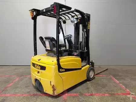 Elektro tříkolové VZV 2019  Yale ERP18VT (10)