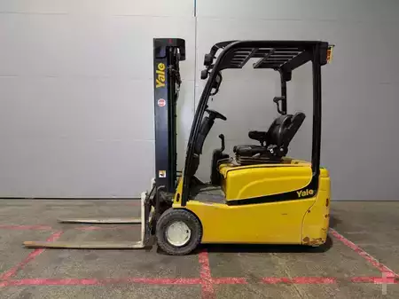Elektro tříkolové VZV 2019  Yale ERP18VT (13)