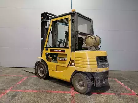 Nestekaasutrukki 1996  CAT Lift Trucks GP25 (15)