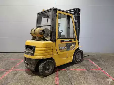 Nestekaasutrukki 1996  CAT Lift Trucks GP25 (18)