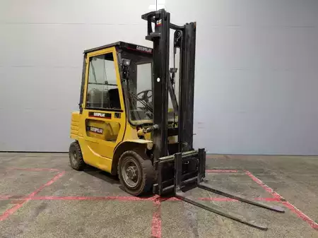 Nestekaasutrukki 1996  CAT Lift Trucks GP25 (2)