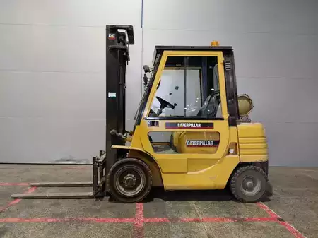 Nestekaasutrukki 1996  CAT Lift Trucks GP25 (3)