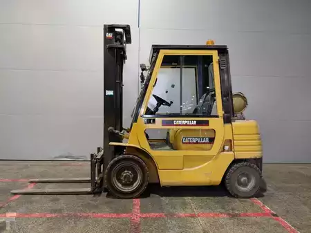 Nestekaasutrukki 1996  CAT Lift Trucks GP25 (9)