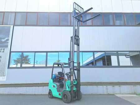 Wózki gazowe 2022  Mitsubishi FG15N (8)