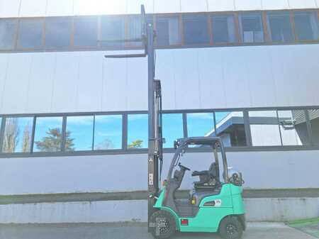 Wózki gazowe 2022  Mitsubishi FG15N (9)