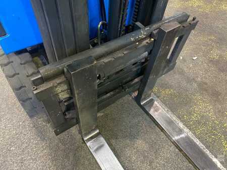 Carrelli elettrici 3 ruote 2003  Still R50/15 (4)