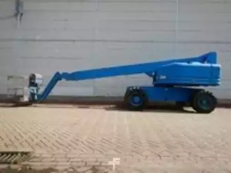 Ostatní 2008  Genie Z45-25 (2)
