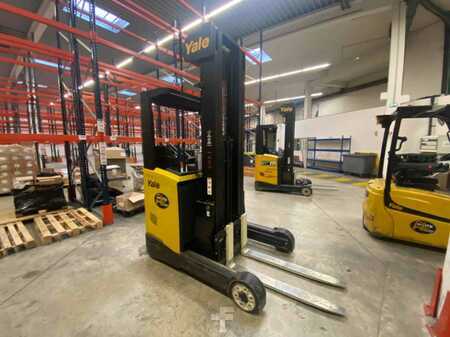 Reach Trucks 2014  Yale MR14 (3)