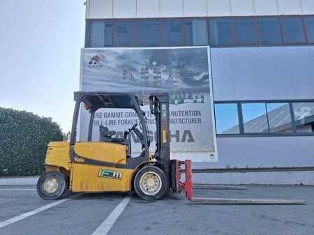 Elektro čtyřkolový VZV 2019  Yale ERP50VM (6)