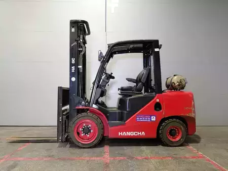 Empilhador a gás 2022  HC (Hangcha) XF35G (4)