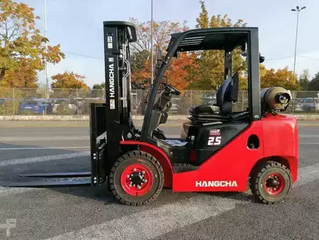 Nestekaasutrukki 2022  HC (Hangcha) XF25G (8)