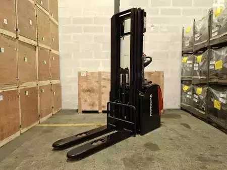 Apilador conductor incorporado 2026  HC (Hangcha) CDD16-AZ3S (2)