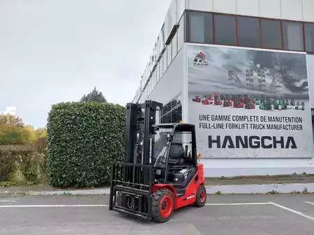 Chariots élévateurs GPL 2026  HC (Hangcha) XF30G-2 (1)