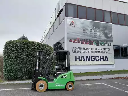 Eléctrica de 4 ruedas 2026  HC (Hangcha) XC25i (1)