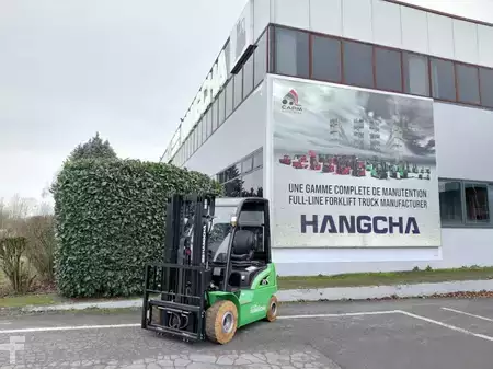 Eléctrica de 4 ruedas 2026  HC (Hangcha) XC25i (2)