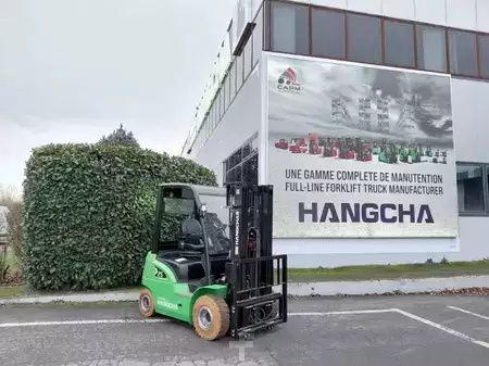 Eléctrica de 4 ruedas 2026  HC (Hangcha) XC25i (3)