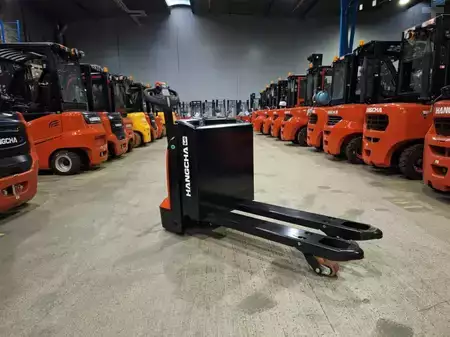 Transpaleta eléctrica 2026  HC (Hangcha) CBD20-AC2 (7)